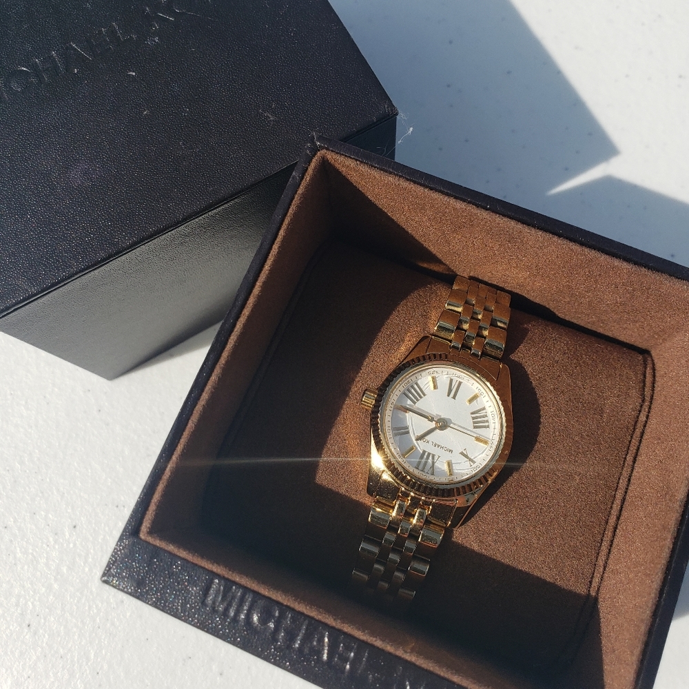 Michael Kors gold color classic watch